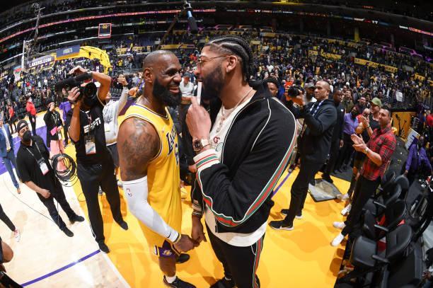 以篮球场上 以篮球场上