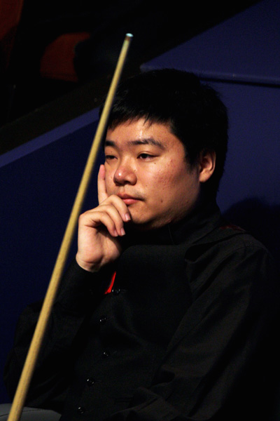 只会让舞台 只会让舞台